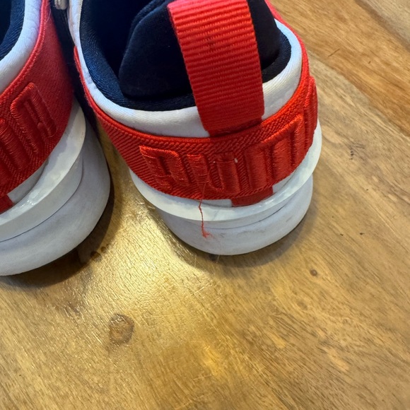 Puma running shoes in like new condition size 7,5 - Picture 8 of 10